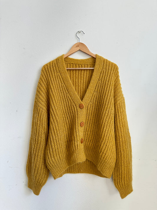 Golden Ginko Cardi